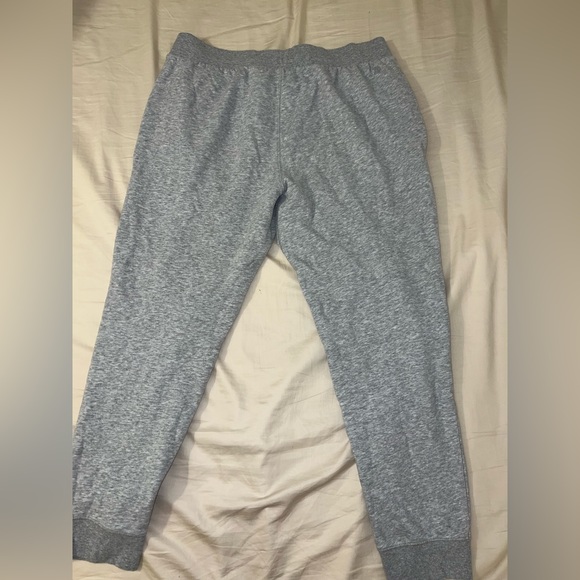 Target Men’s grey sweatpants - Picture 2 of 3